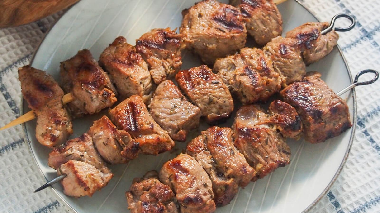Greek lamb marinade (for lamb souvlaki, chops)