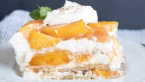 No-Bake Icebox Cake with Peach Pie Filling