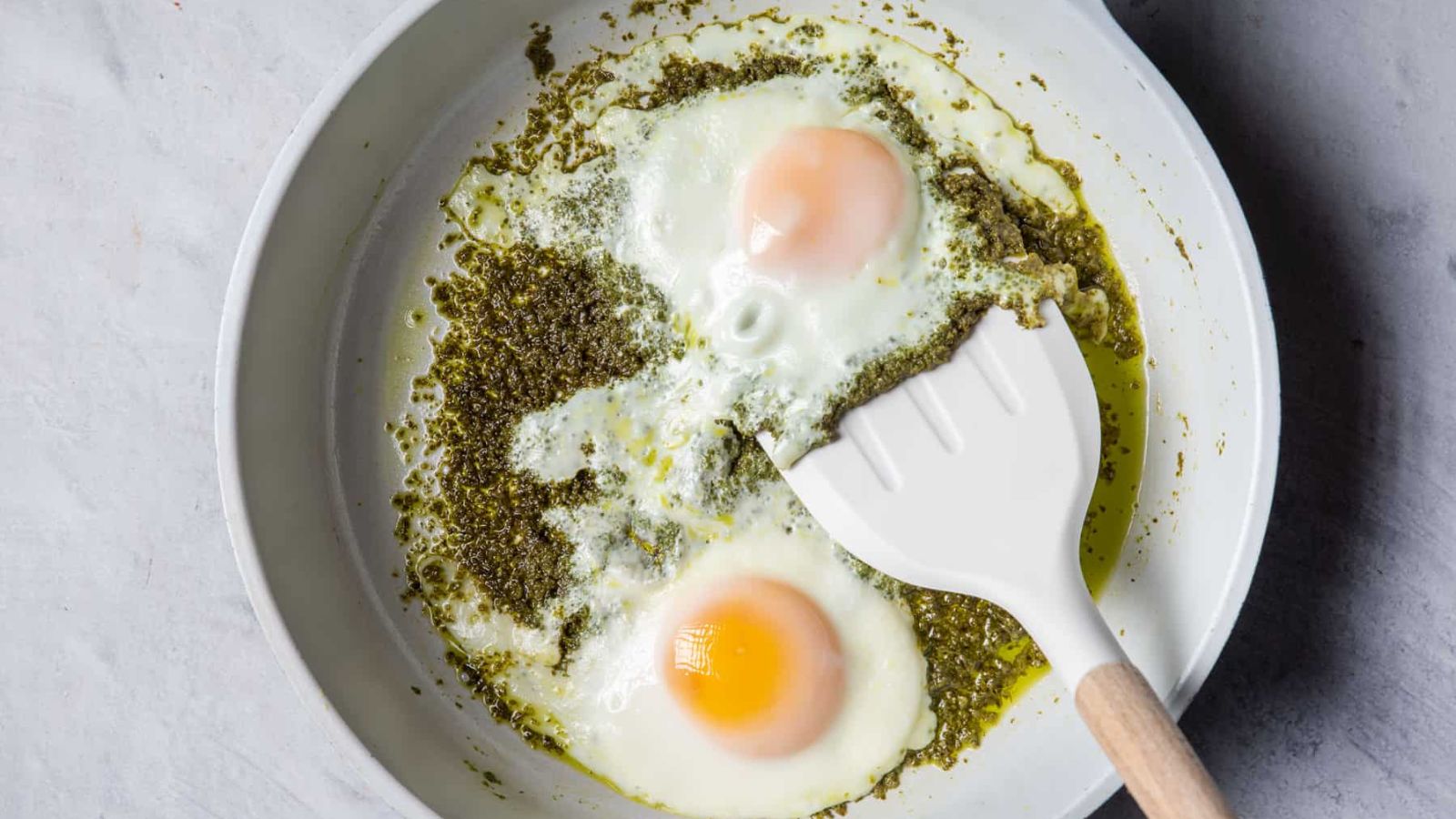 Pesto Eggs