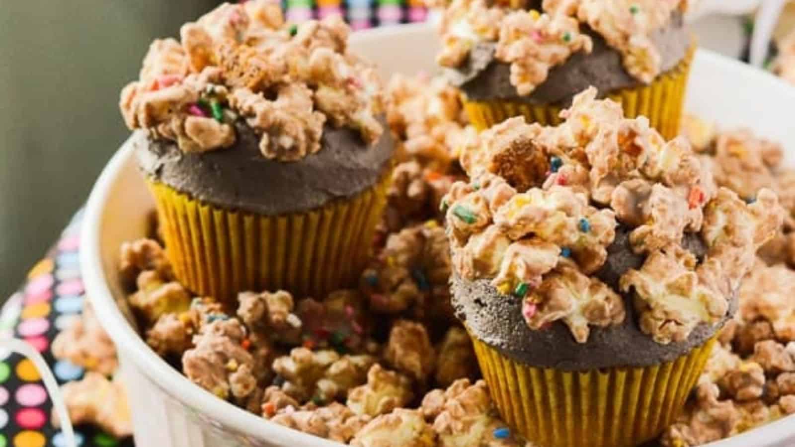 Cookie Butter Popcorn Cupcakes