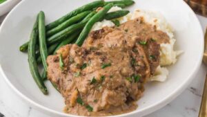 Crockpot Cubed Steak