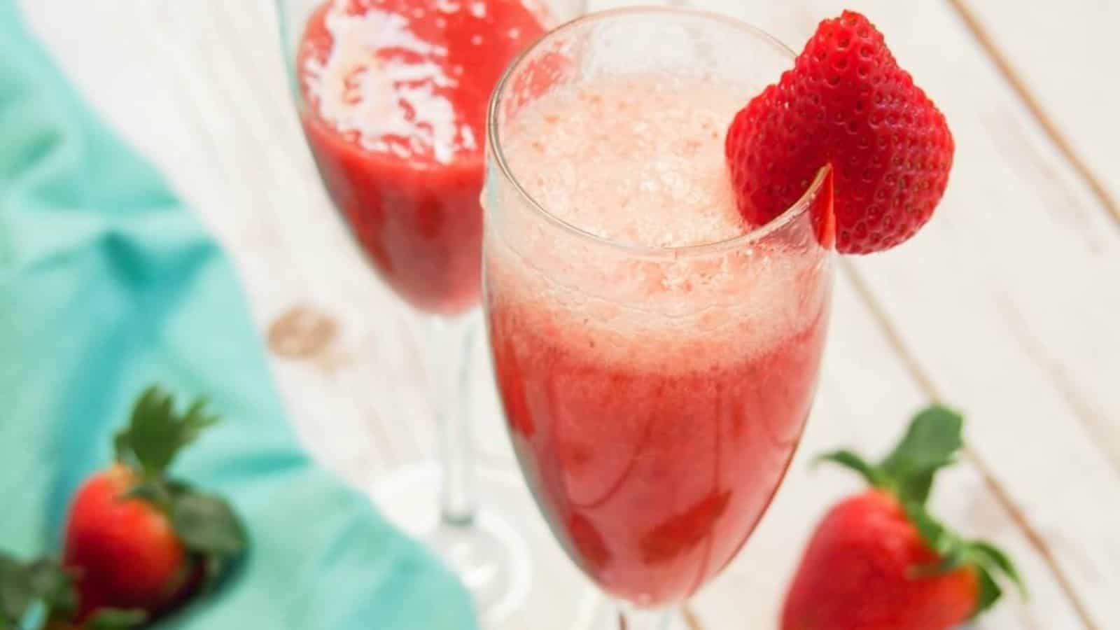 Strawberry bellini