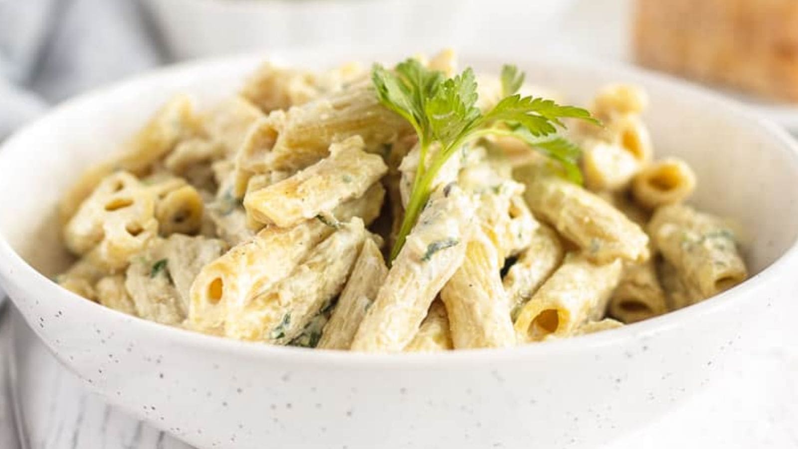 Instant Pot Creamy Penne Alfredo