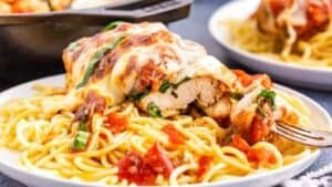 20 Cast Iron Dishes That Bring Serious Flavor to the Table