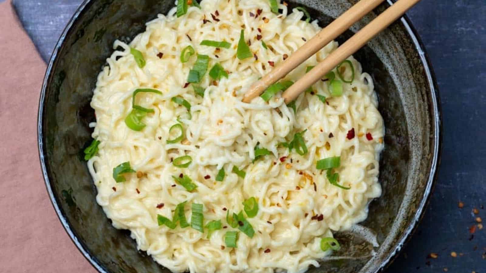 Chili Cheesy Ramen Noodles