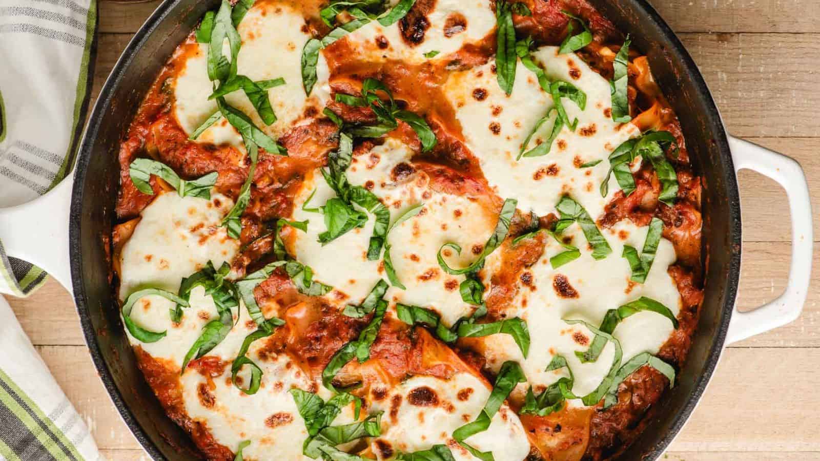 CHEESY ONE POT LASAGNA