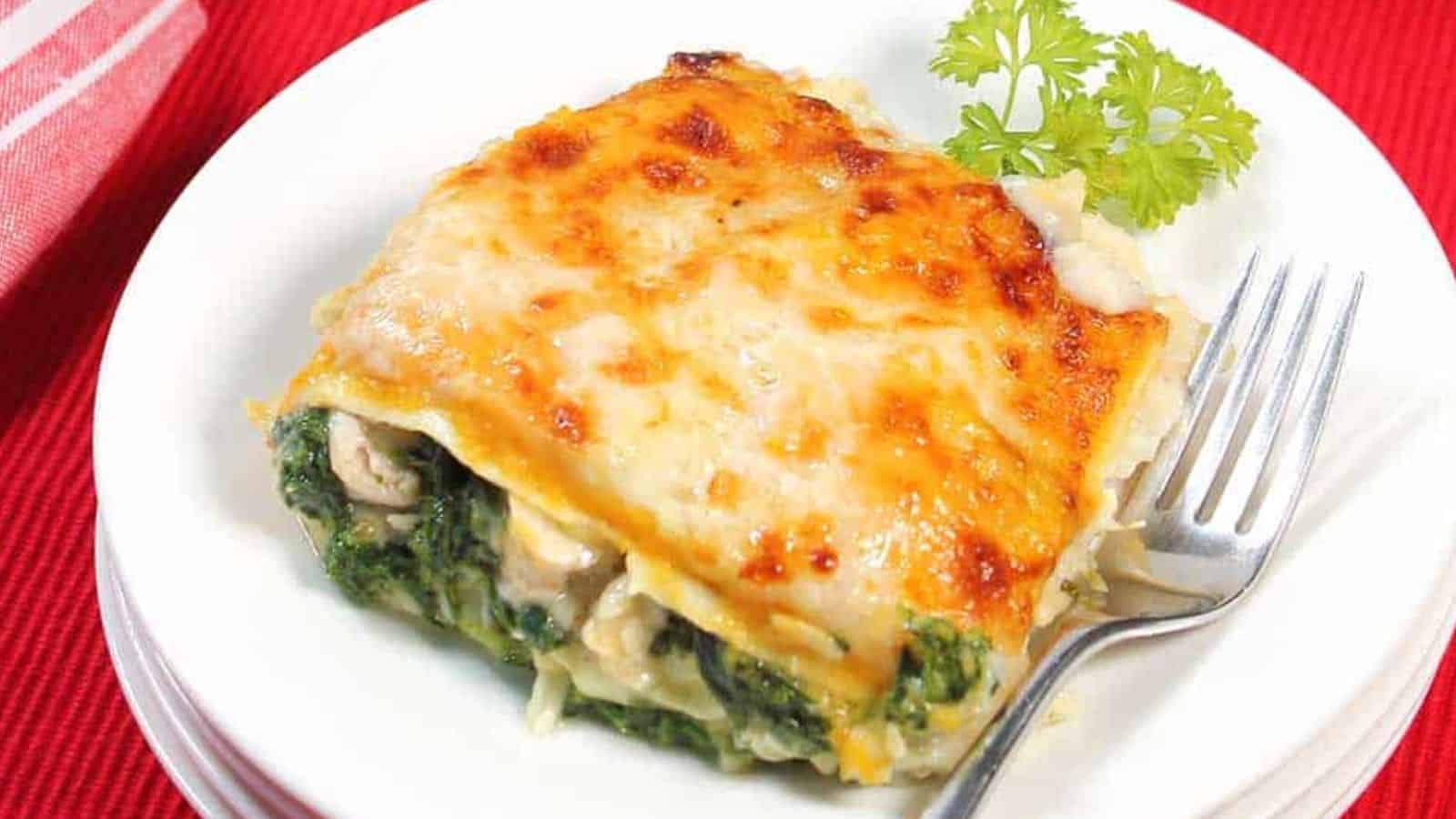 Creamy White Chicken Lasagna with Spinach