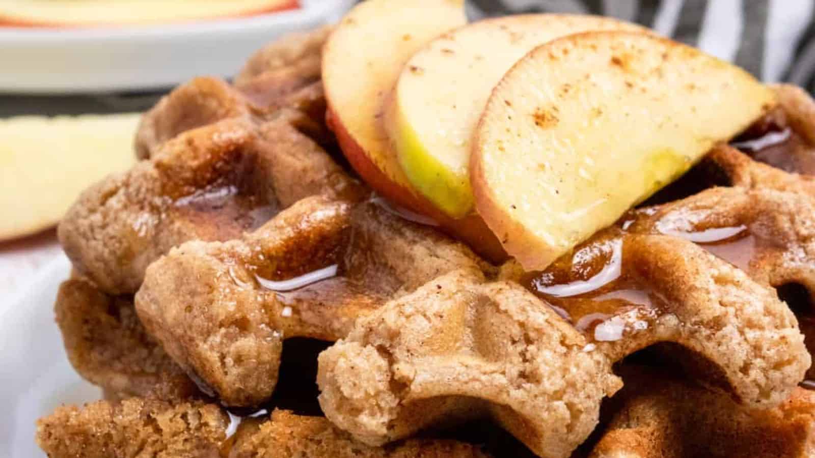 Vegan Apple Cinnamon Waffles