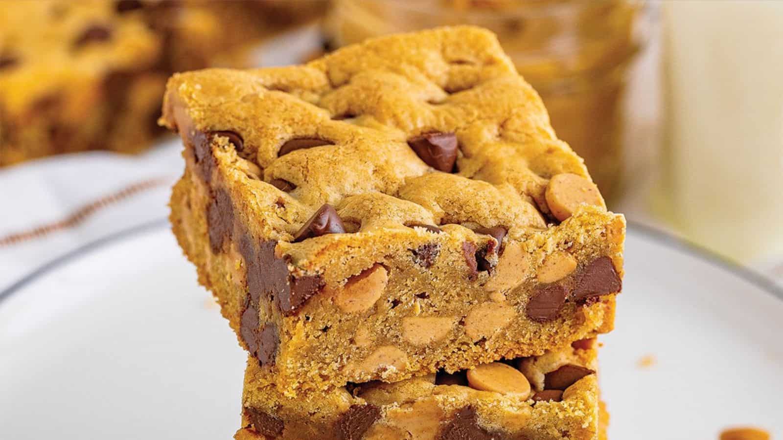 Peanut Butter Chocolate Chip Bars