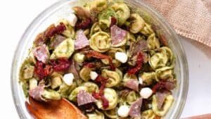 16 Unexpected Pasta Salad Recipes That Don’t Use Italian Dressing