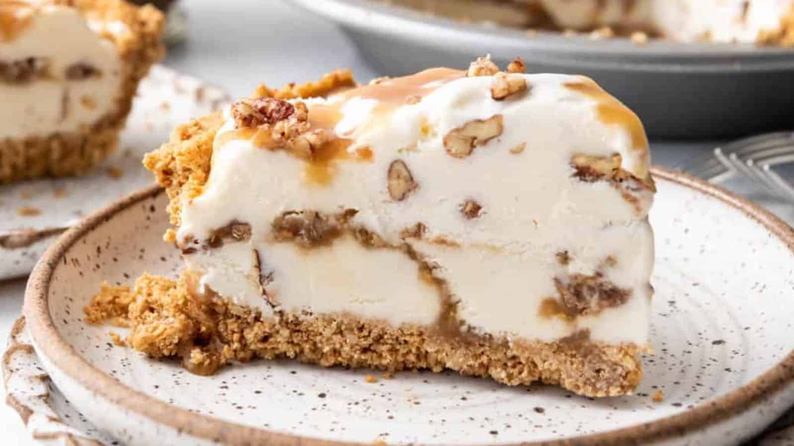 Butter Pecan Ice Cream Pie