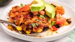 16 Nourishing Crockpot Meals That Always Satisfy