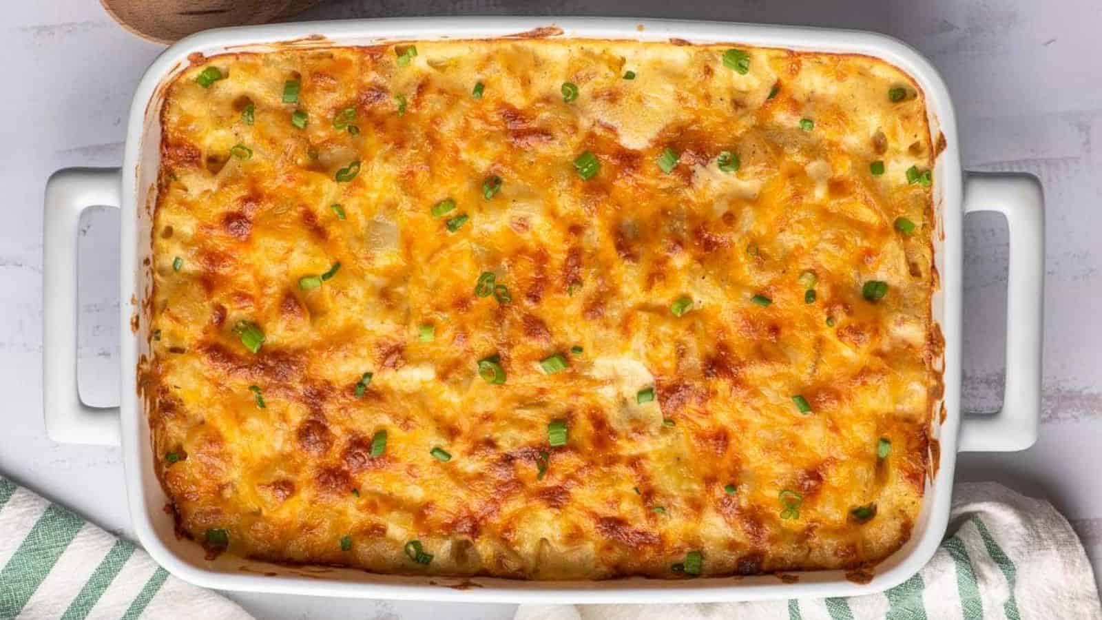 The BEST Cheesy Potatoes