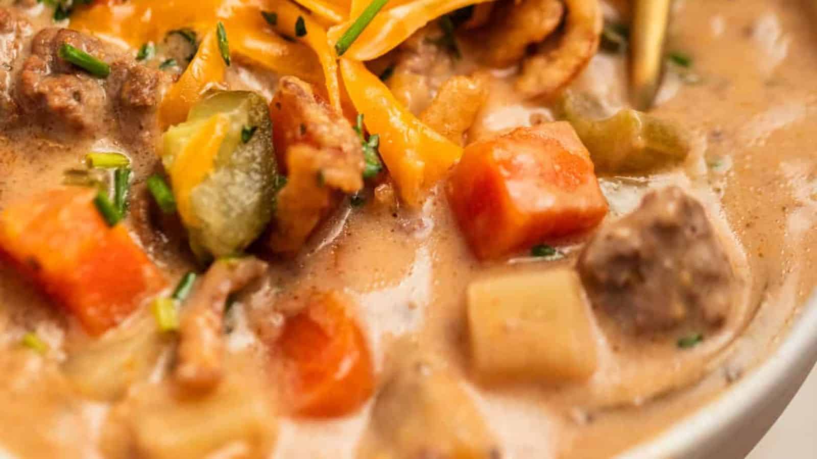 Crockpot Cheeseburger Soup