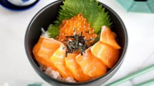 Salmon Sashimi Bowl (Donburi)
