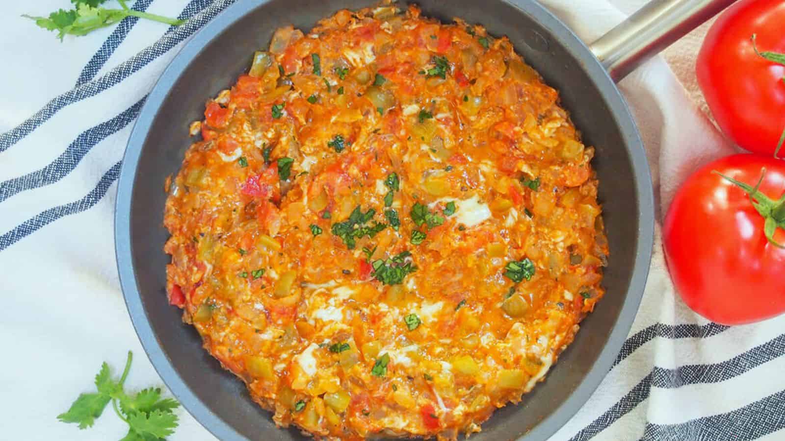 MENEMEN (TURKISH SCRAMBLED EGGS)