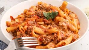 14 Beefy Crockpot Meals That’ll Have Everyone Hovering Around the Kitchen