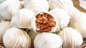 Quick and Easy Gingerbread Truffles