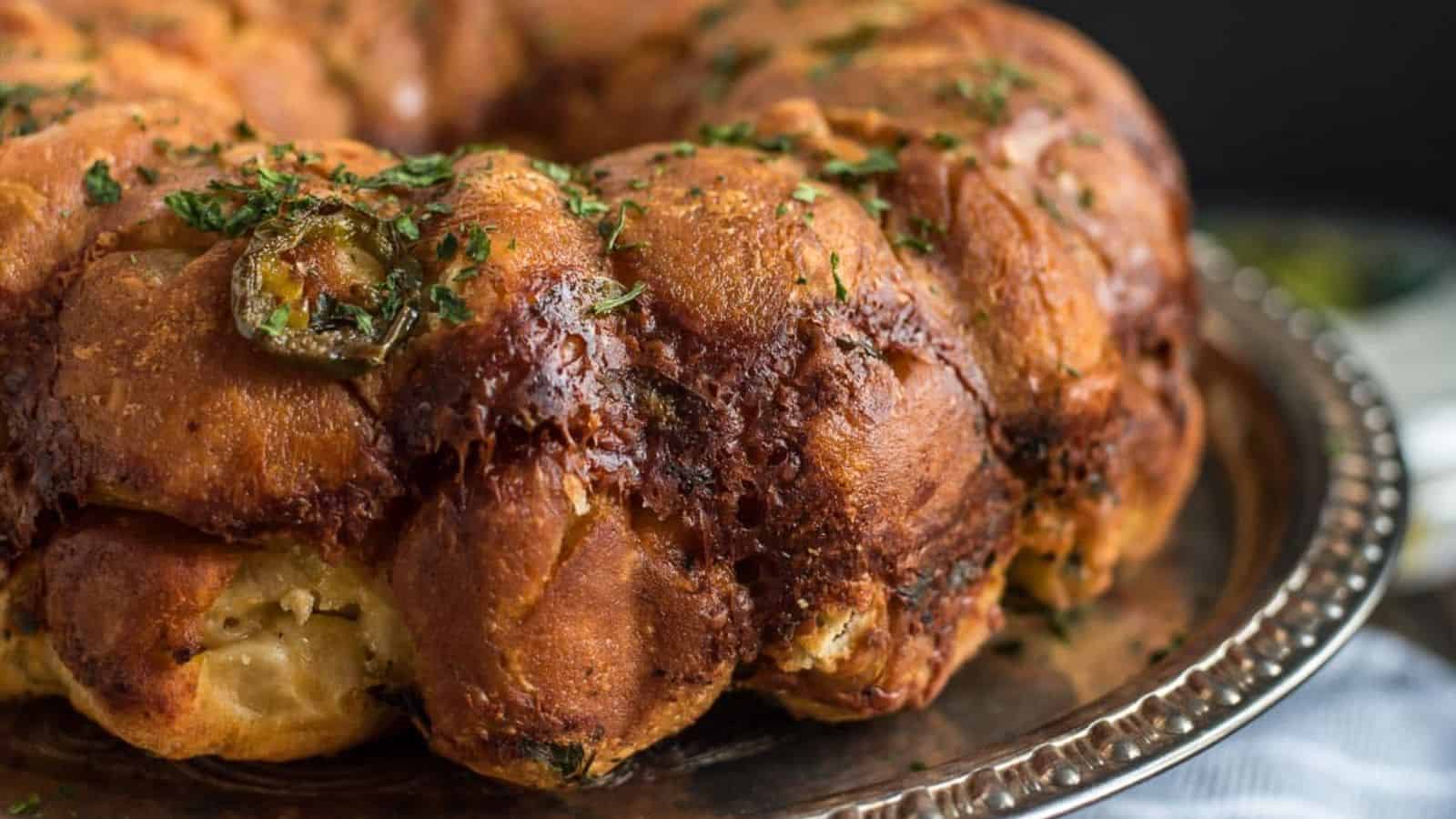 Jalapeño Cheddar Pull Apart Monkey Bread