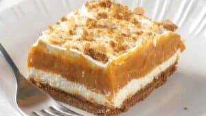 16 Crowd-Pleasing Layered Desserts That Never Fail to Impress