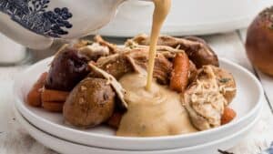 14 8-Hour Dinners That Make Weeknights So Much Easier