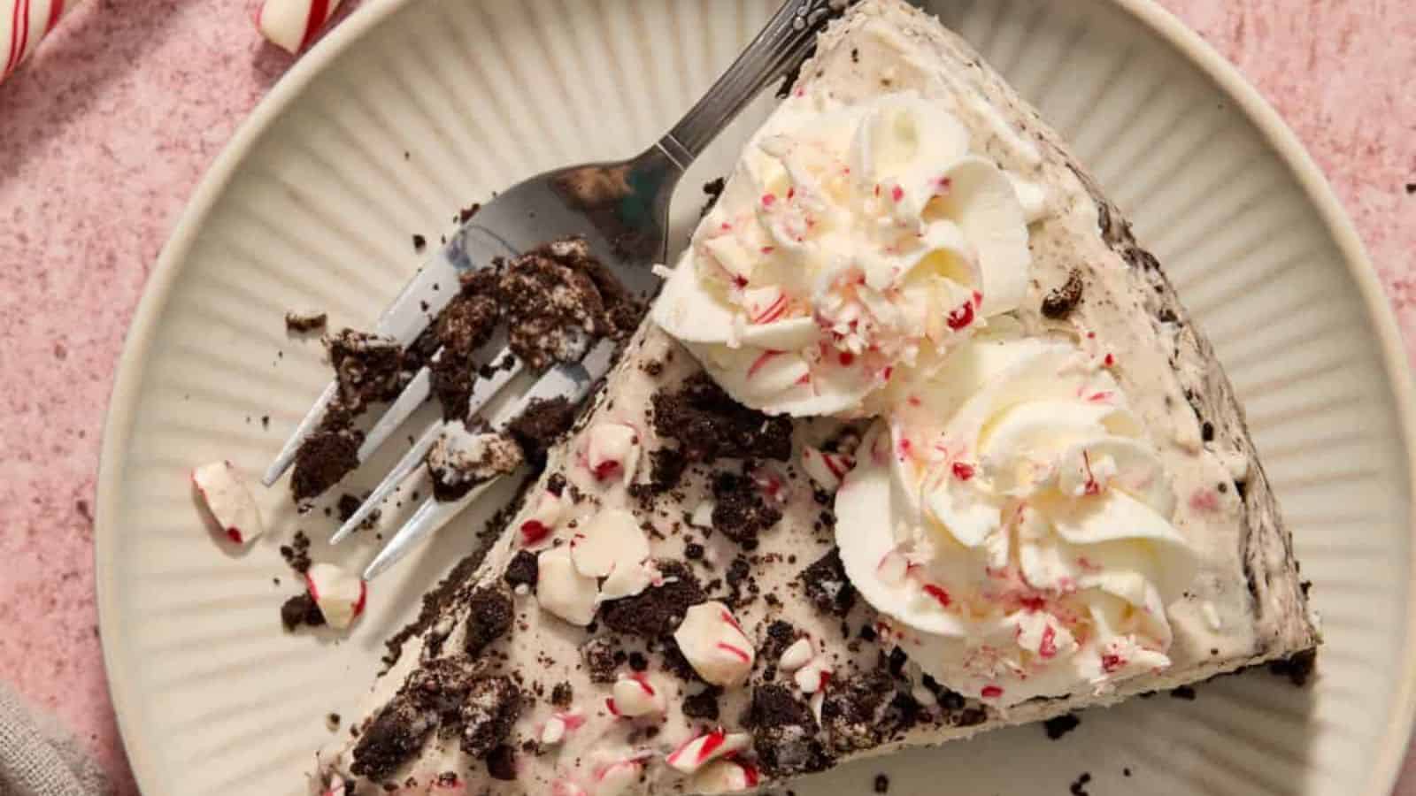 No Bake Peppermint Oreo Cheesecake