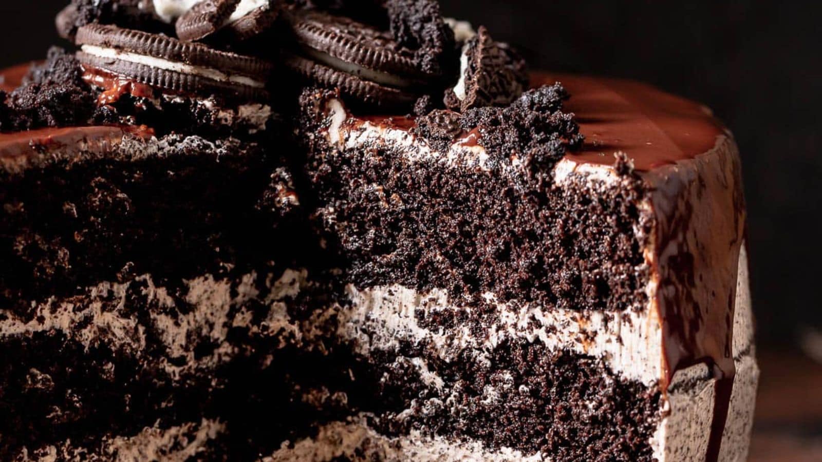 Chocolate Oreo Cake