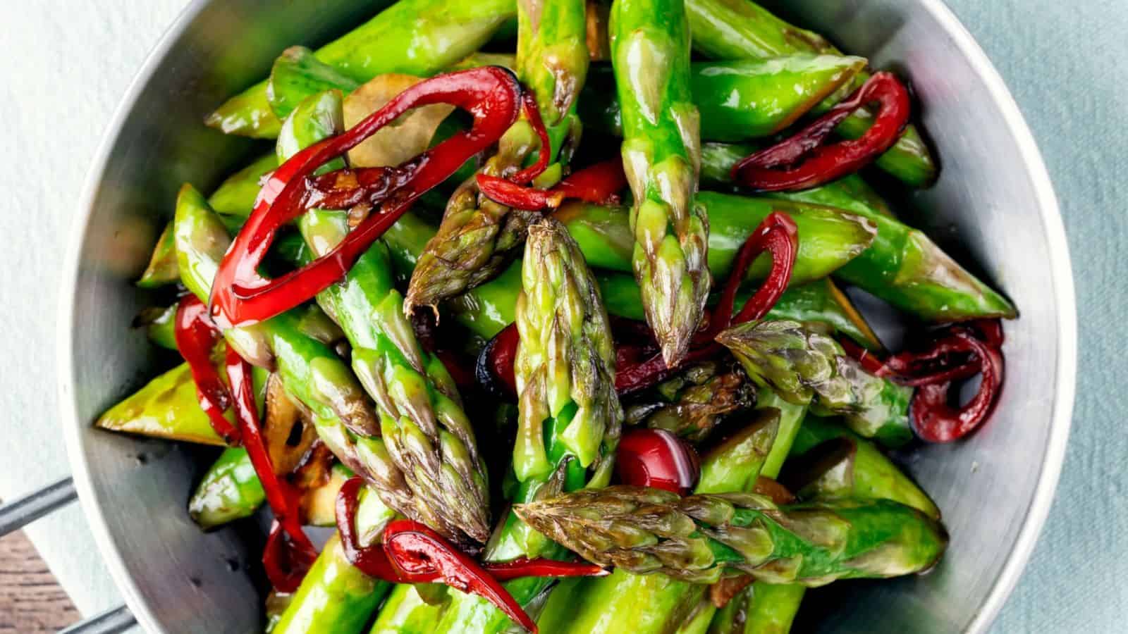 Asparagus Stir Fry with Garlic and Chilli