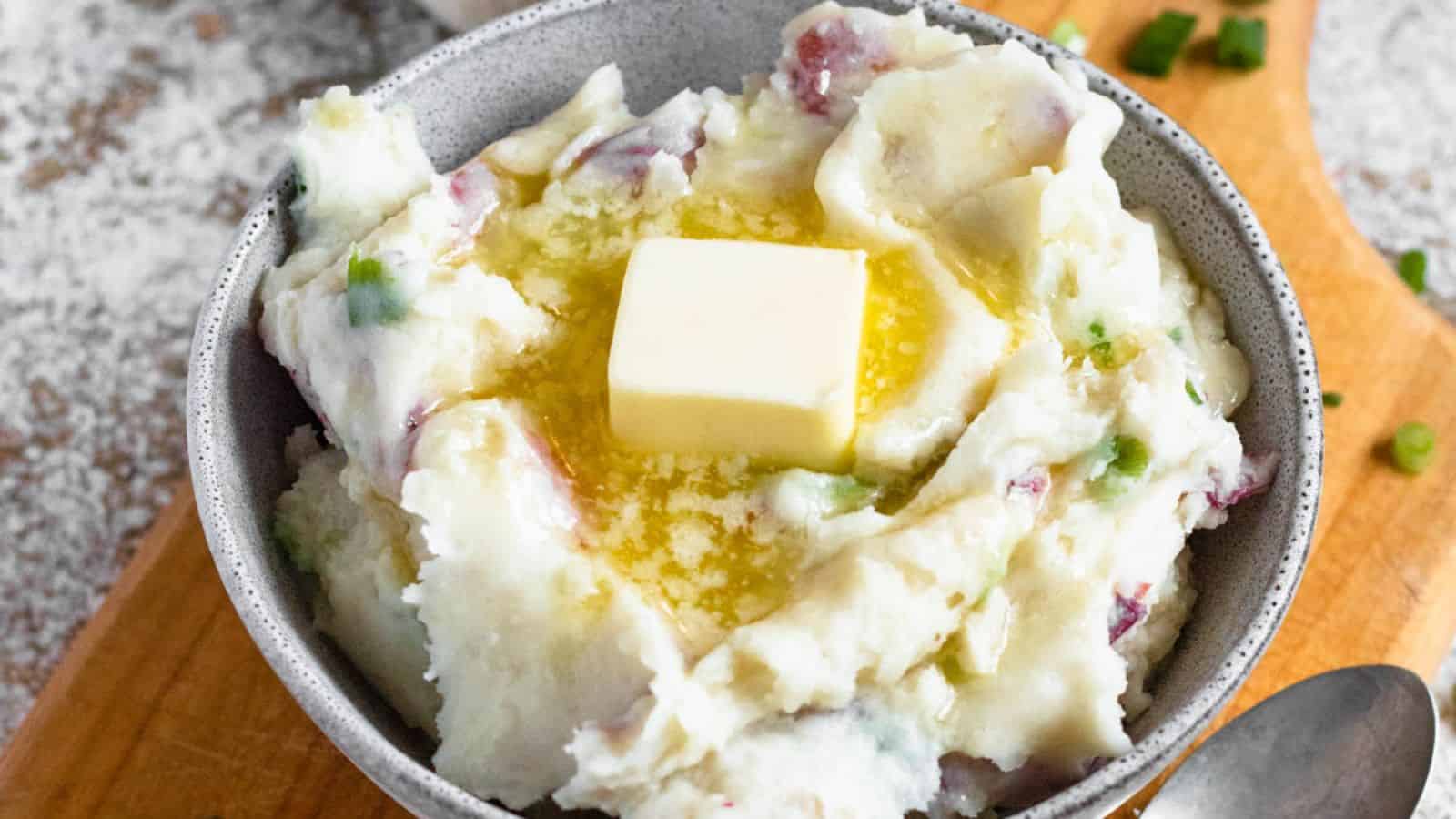 Garlic Redskin Mashed Potatoes Recipe.