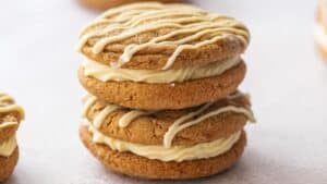 Chewy Molasses Cookie Sandwiches