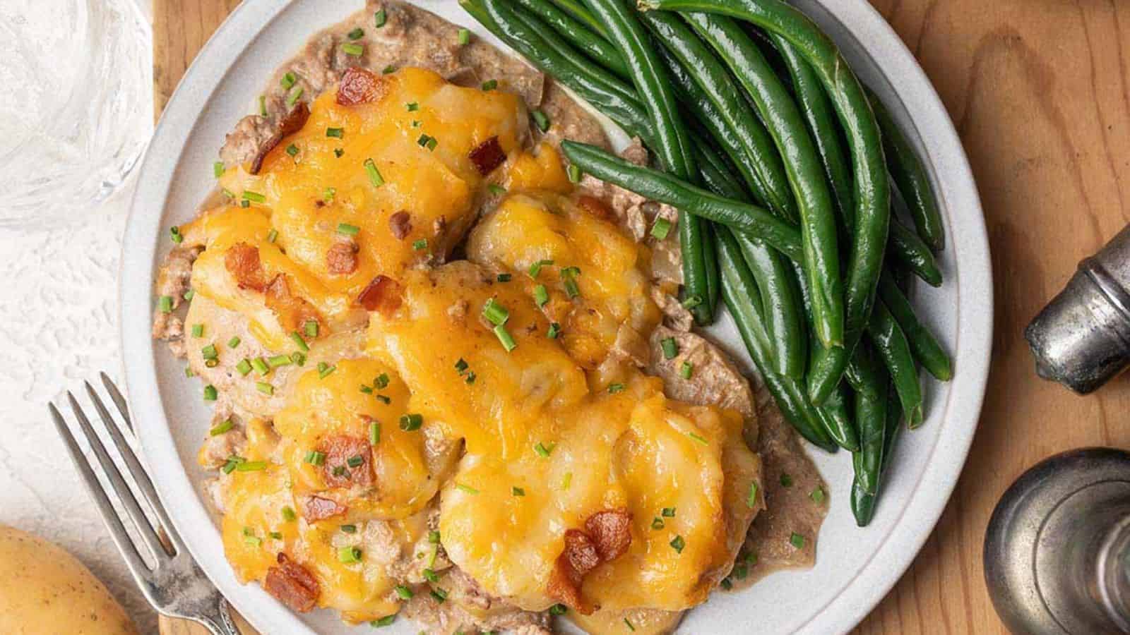 Crockpot Cheesy Hamburger Potato Casserole Recipe
