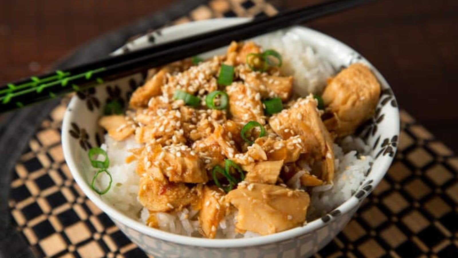 SLOW COOKER HONEY SESAME CHICKEN