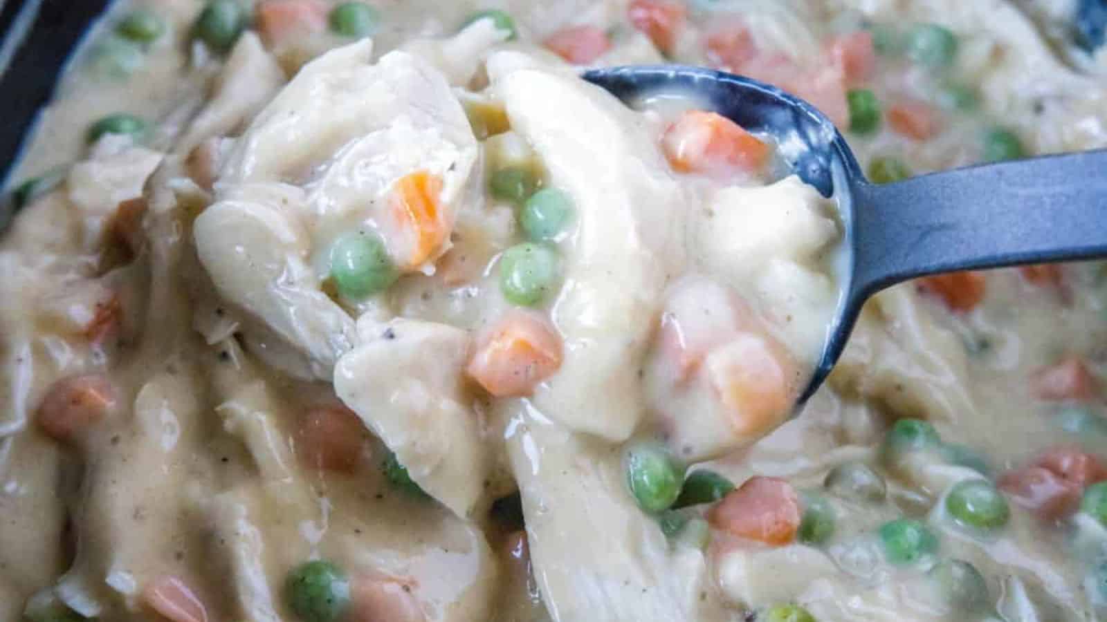 SLOW COOKER CHICKEN POT PIE