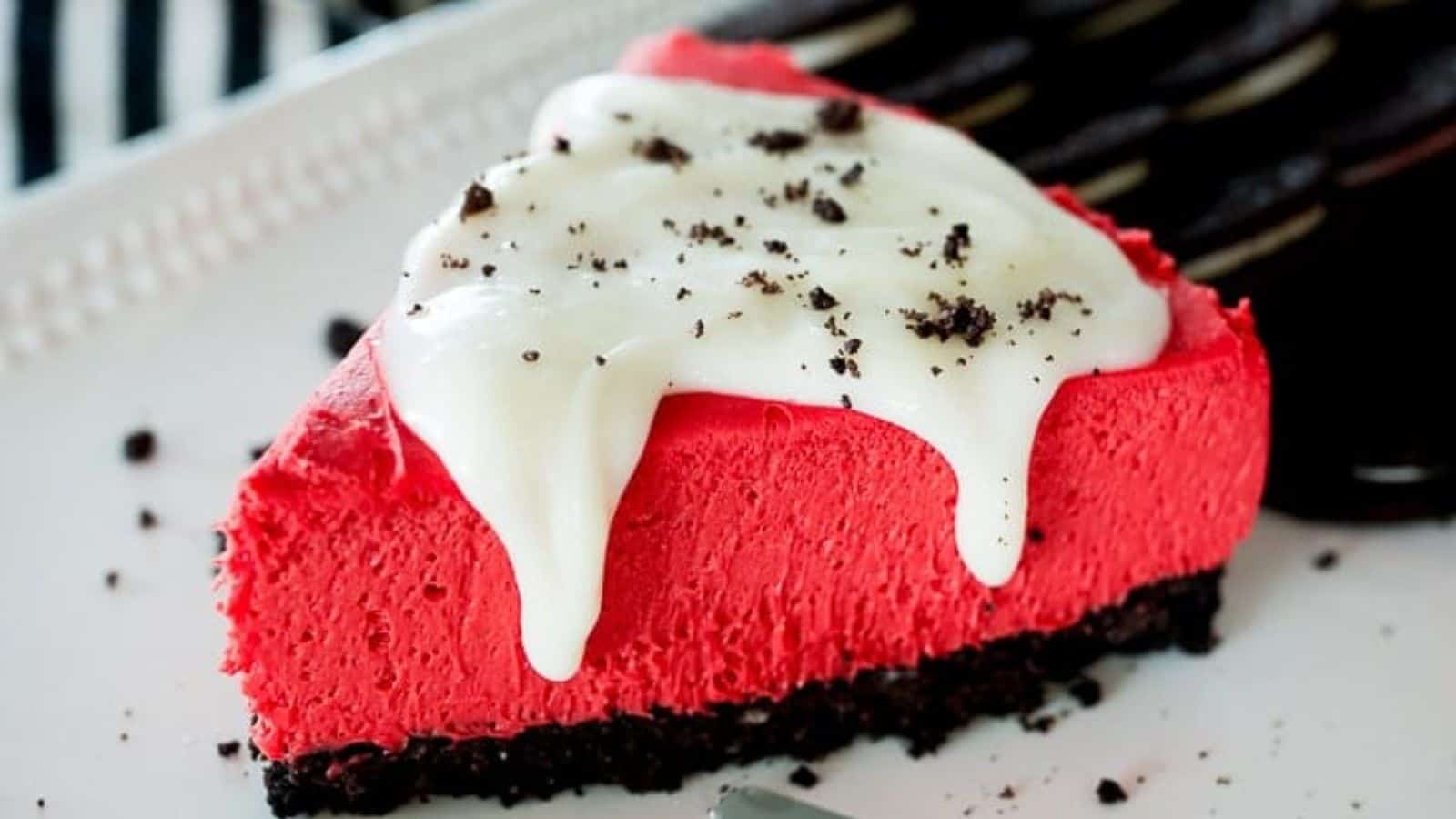 Red Velvet Cheesecake