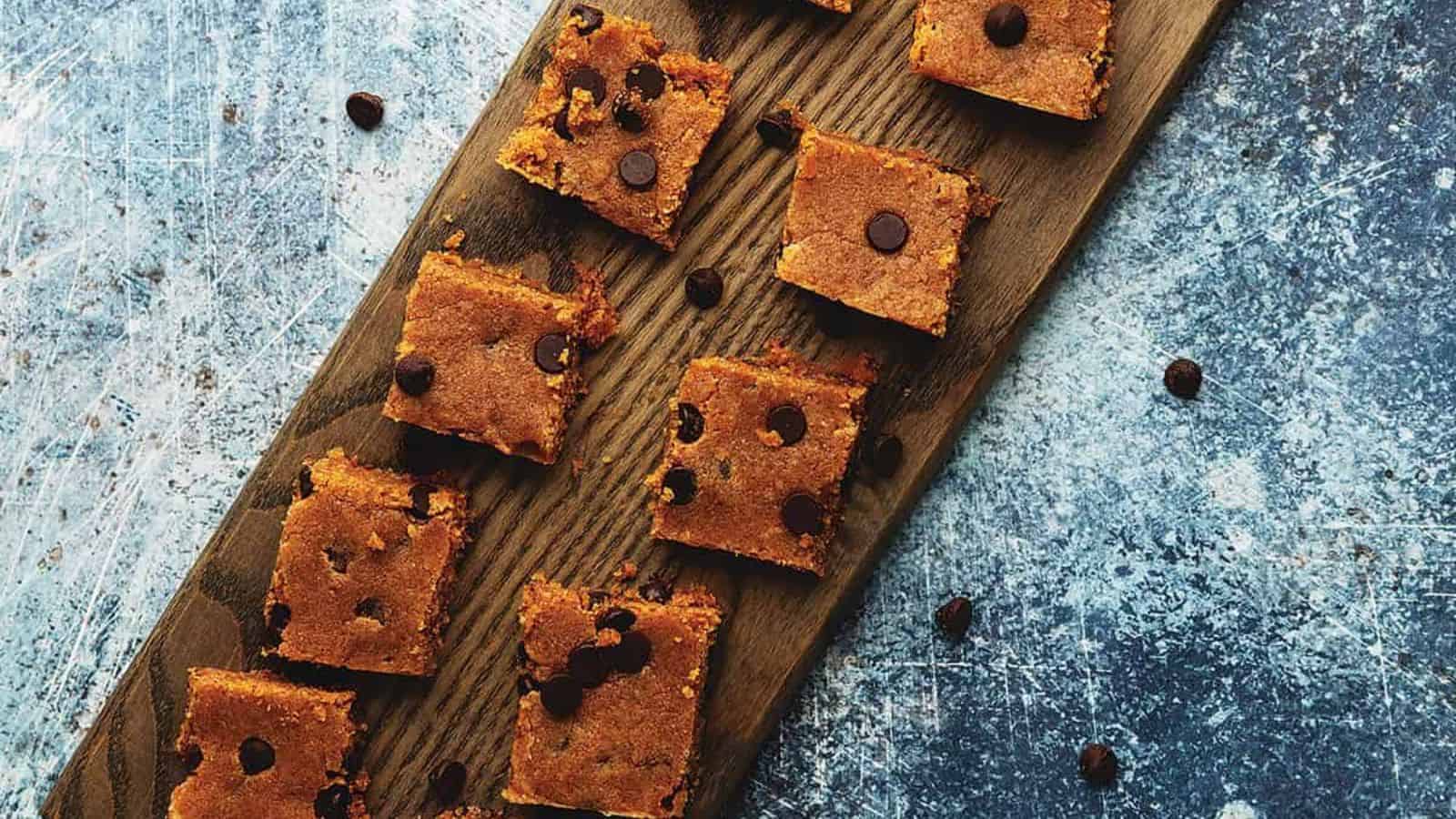 No-Bake Chocolate Chip Protein Bites