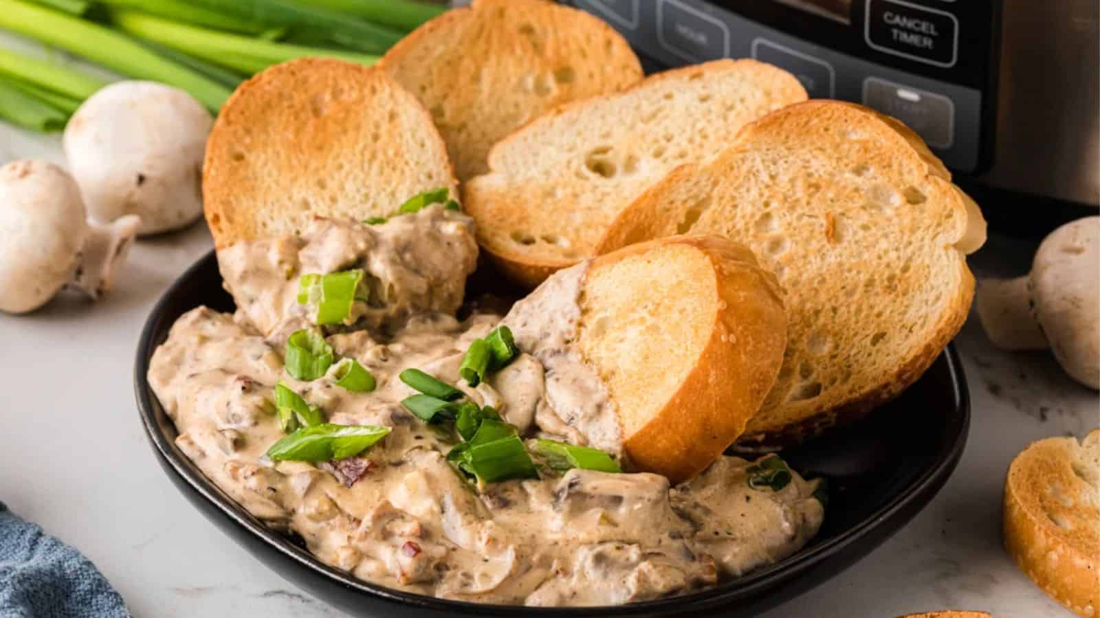 Slow Cooker Stuffed Mushroom Dip