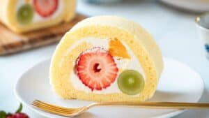 Japanese Fruit Roll Cake