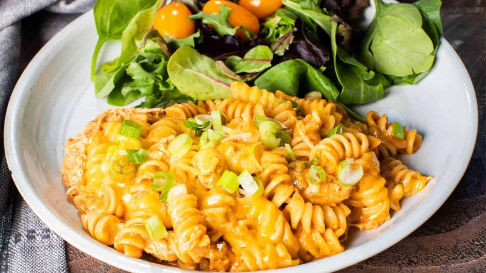 Slow Cooker Chicken Enchilada Pasta