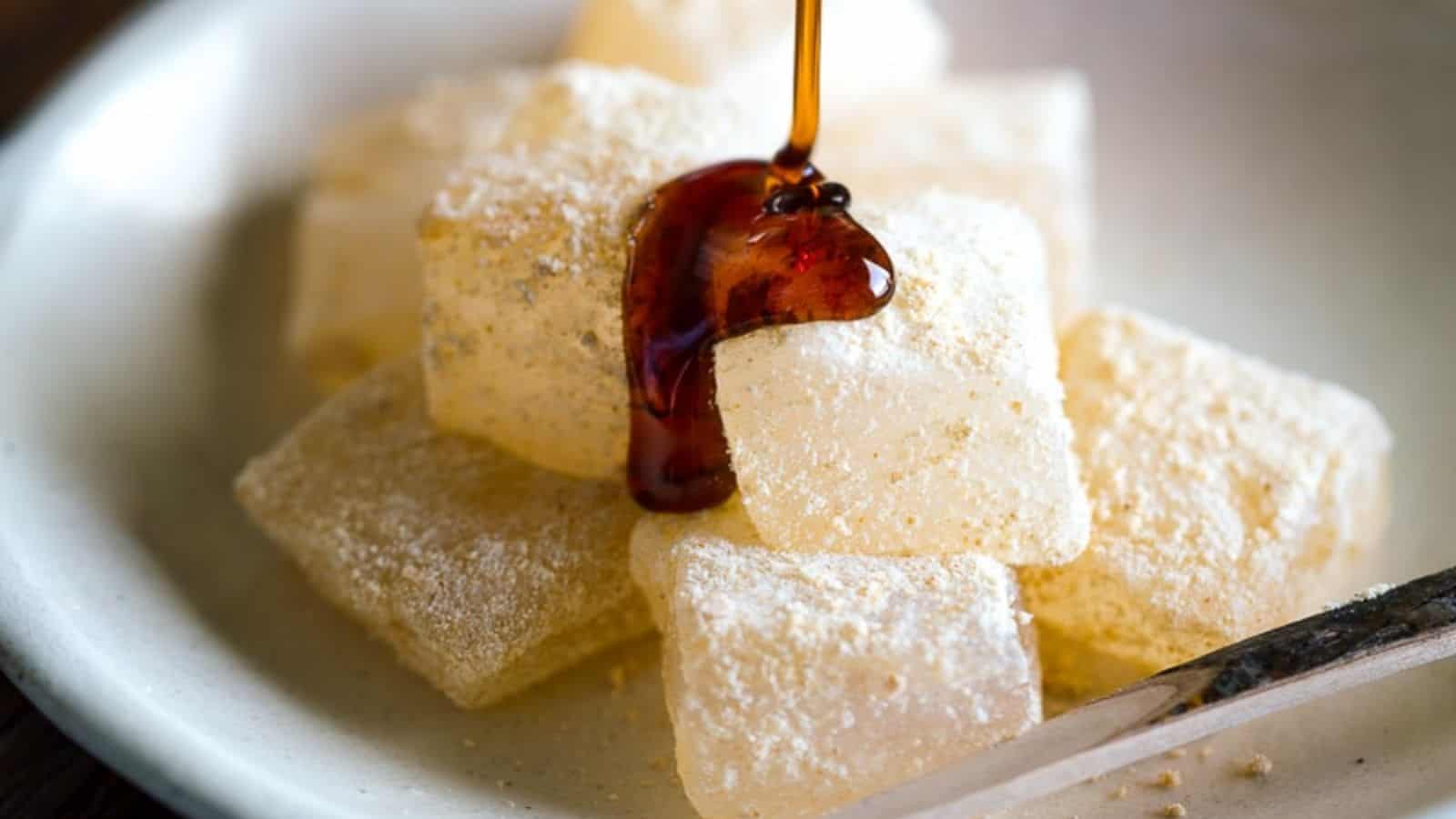 WARABI MOCHI