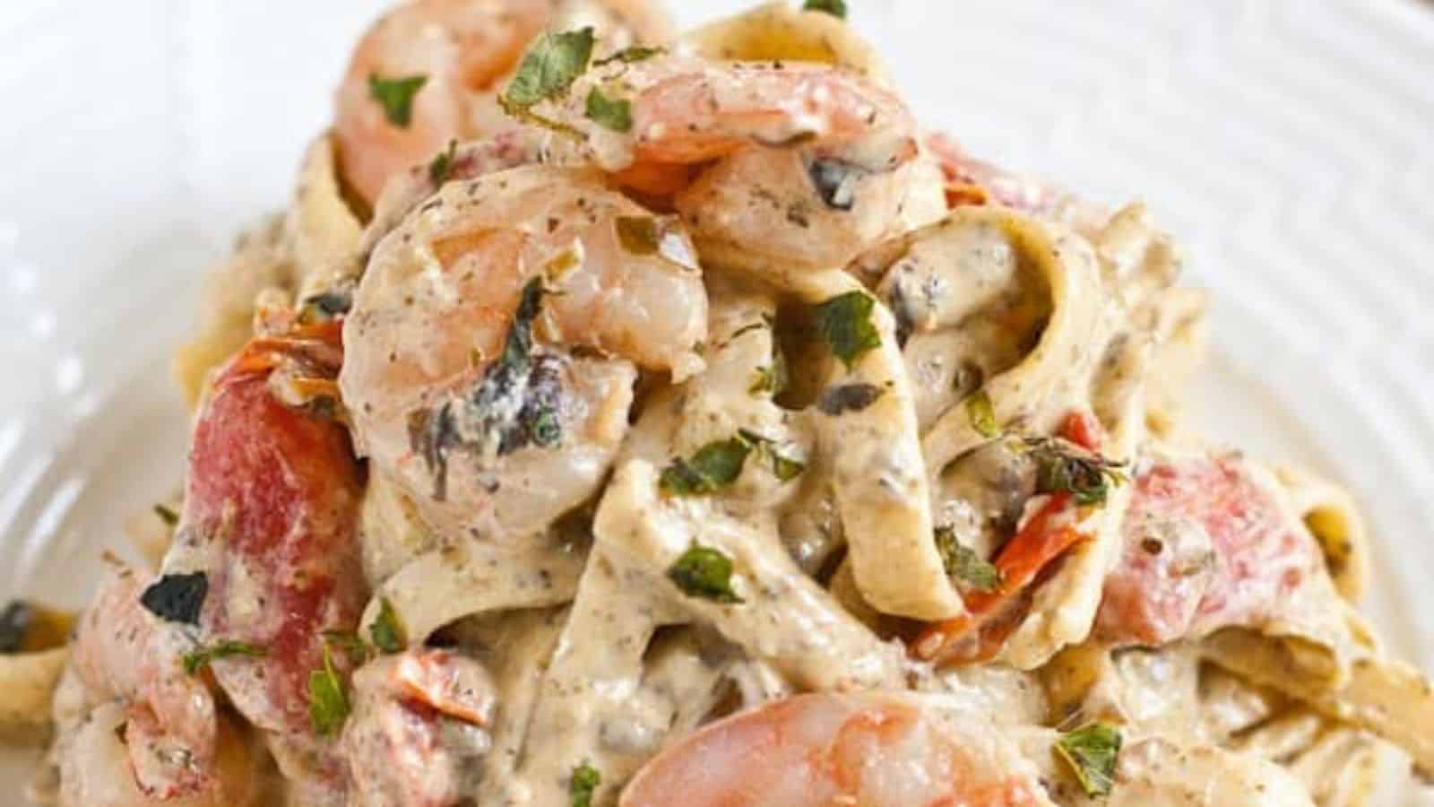 30 Minute Shrimp Pesto Fettuccine