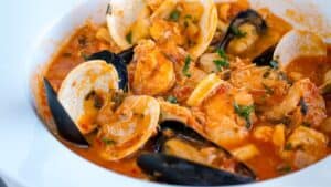 Cioppino (Seafood Stew)