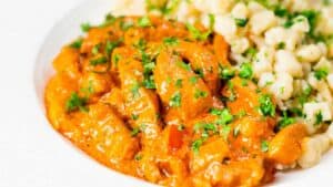 PORK PAPRIKASH OR HUNGARIAN SERTÉSPAPRIKÁS