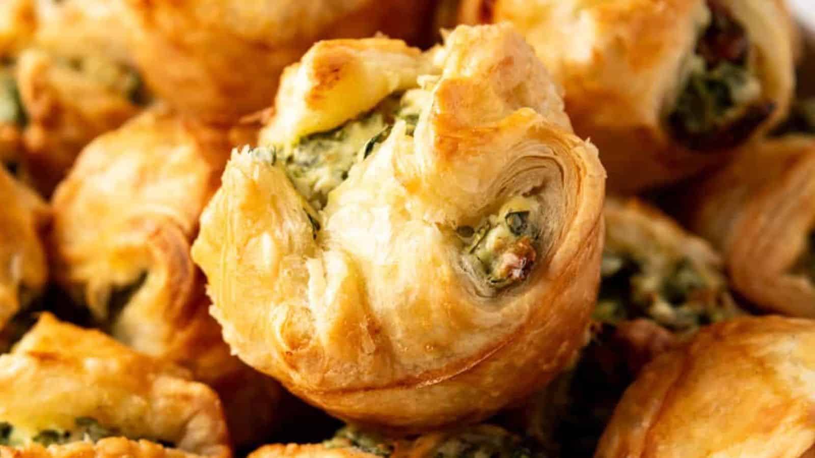 Flaky Creamy Spinach Puffs